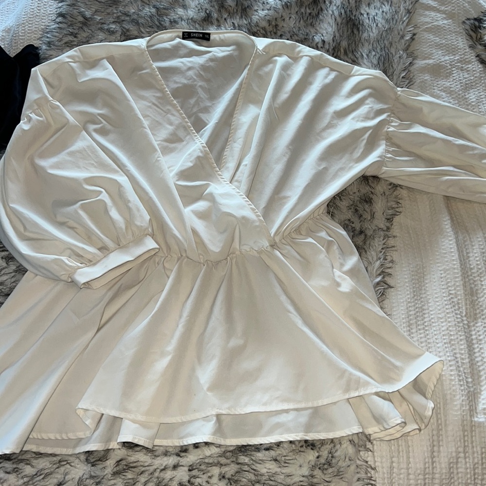 White flowy blouse
